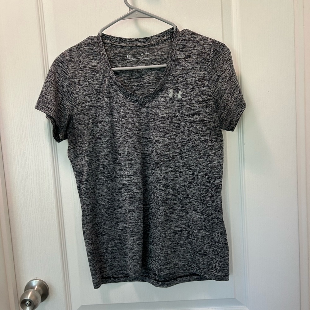 Under Armour Women's Gray V-Neck Top